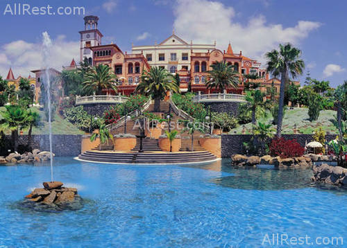 Gran Melia Bahia del Duque Resort 